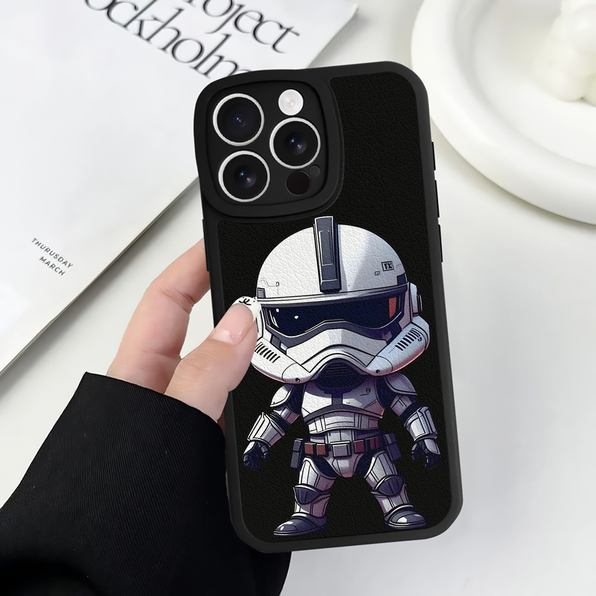 （画像用） スター・ウォーズ Star Wars 【iPhone 16シリーズ対応】シリコンスマホケース（レザー調） 材質：シリコン